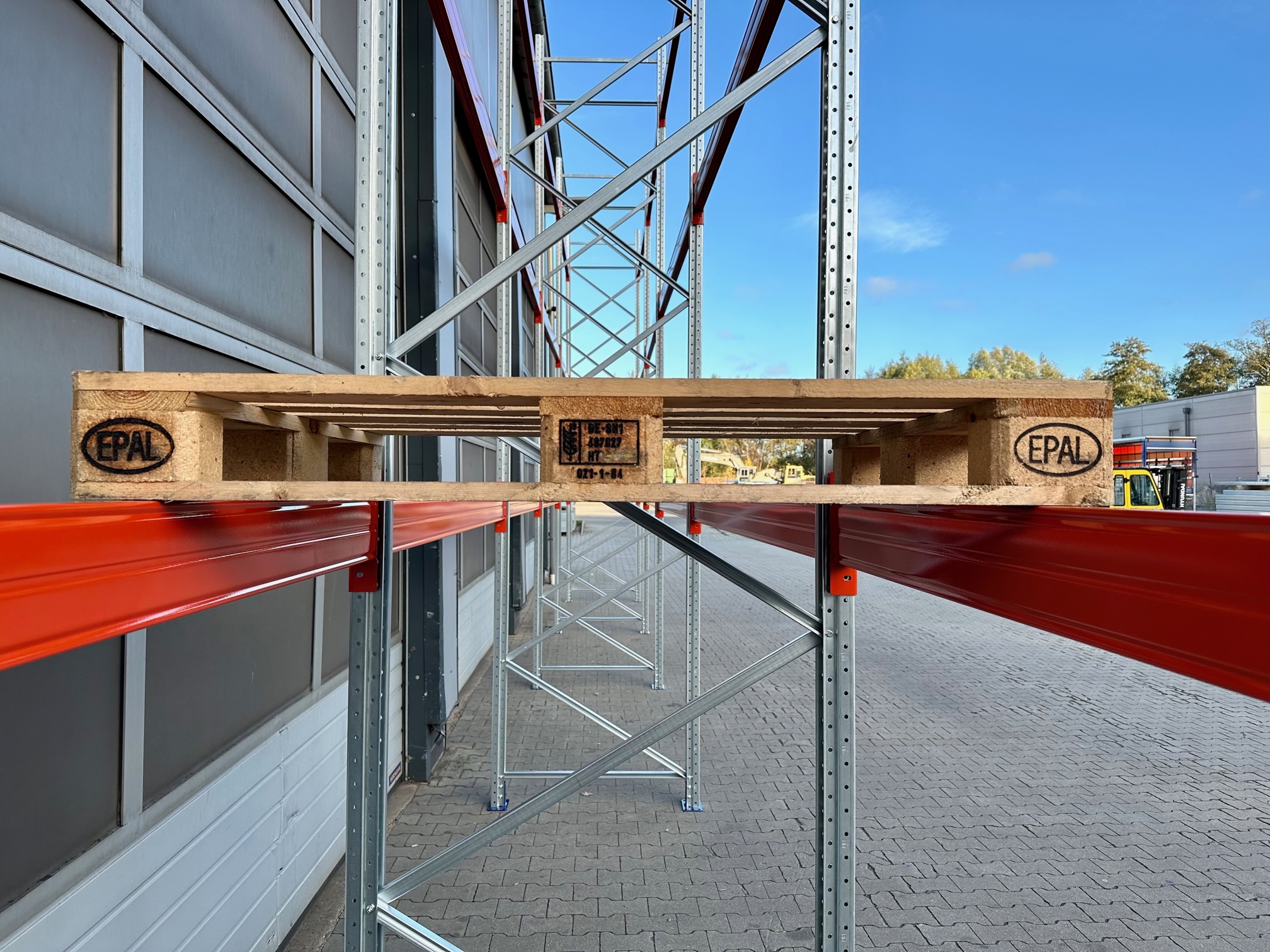 ca. 5,70 lfm, H: 650cm, Fachlast: 3000 kg, Palettenregale, Schwerlastregale, Hochregale, Industrieregale, Regale sofort ab Lager